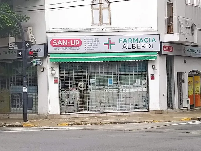 Farmacia Alberdi, Flores