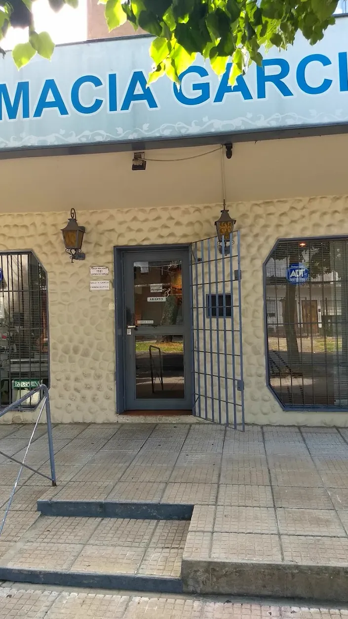 Farmacia “García” “El Boticario de Villa Adelina”