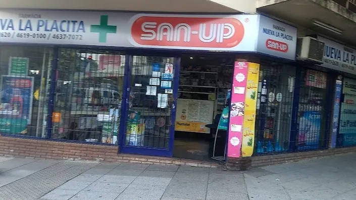 Farmacia Nueva La Placita
