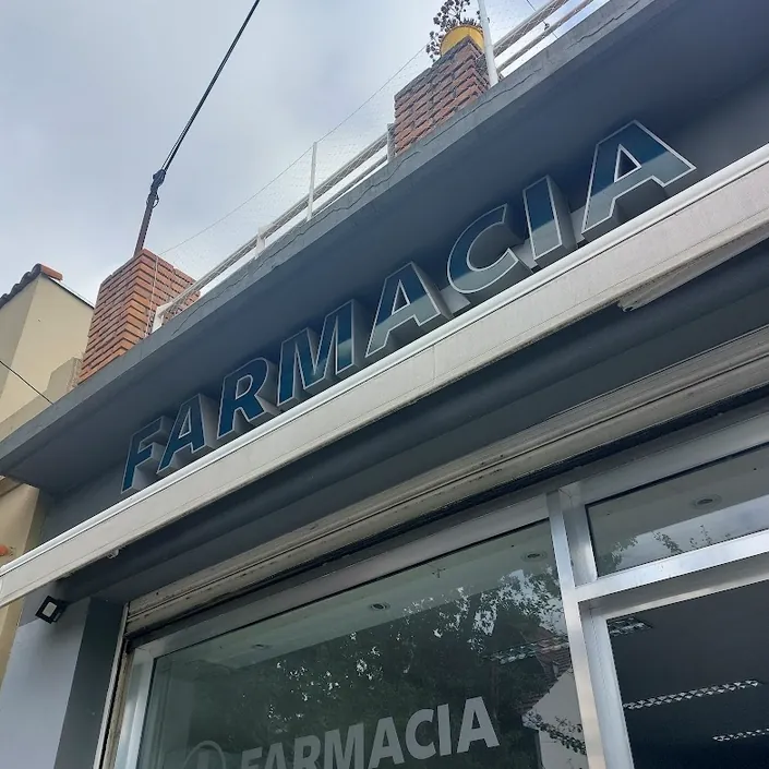 FARMACIA SALVUCCI VALENTI