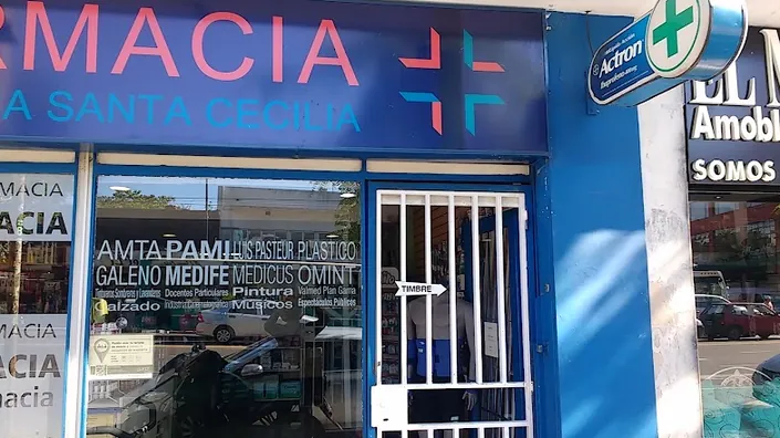Farmacia Santa Cecilia, Flores