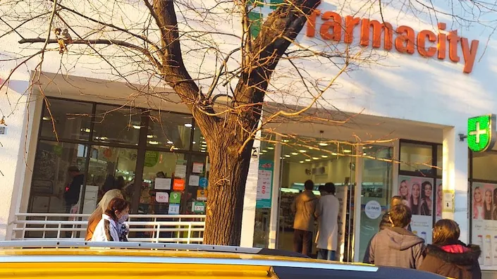 Farmacity, Villa Urquiza