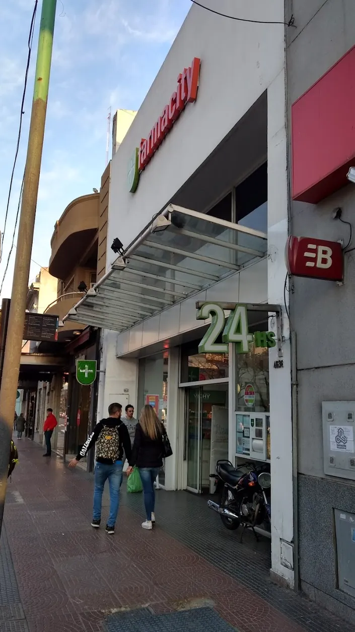 Farmacity, Villa Urquiza