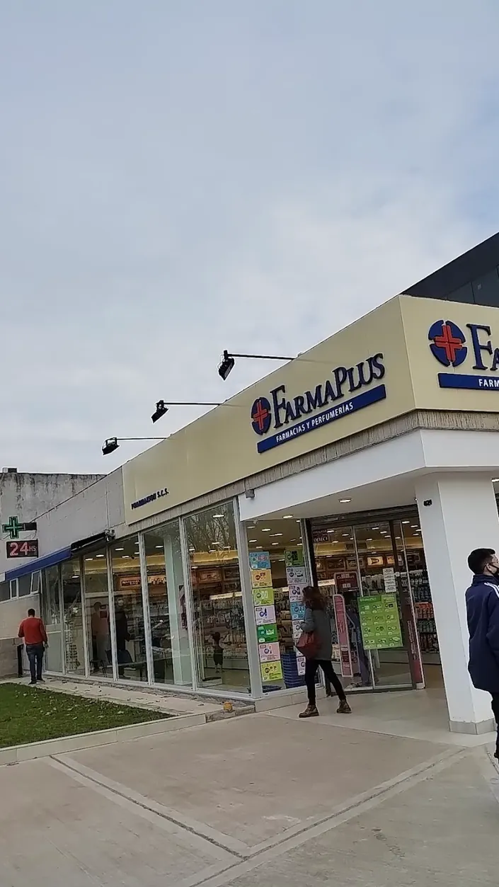 FARMAPLUS – SAN ISIDRO